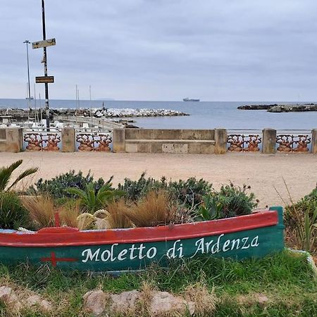 Davantialmare Livorno Luaran gambar